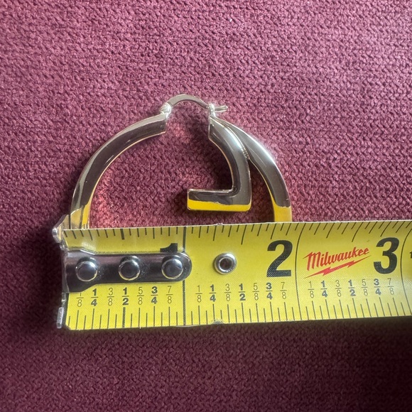 🎄GG Large Gold Fashion Hoop Earrings🎄 Great Gift!🎁 - Picture 5 of 6